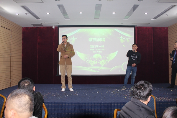 專(zhuān)訪(fǎng) 037.jpg