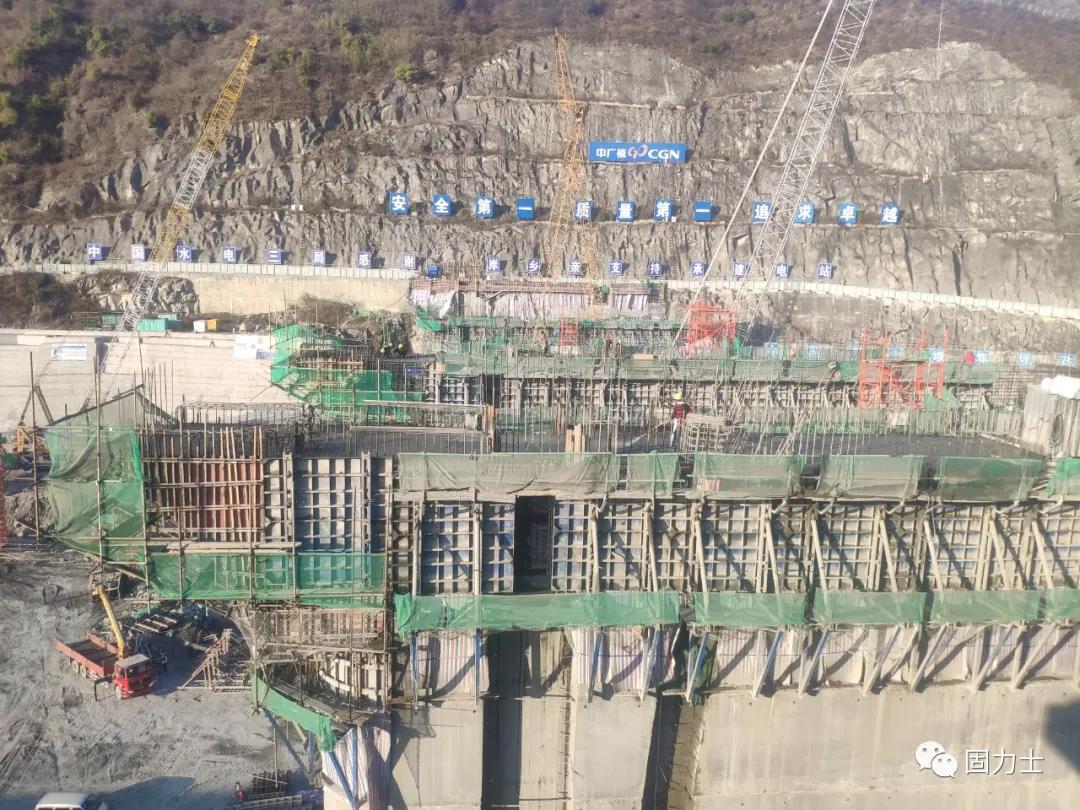 漢江白河(夾河)水電站項目施工現場(chǎng)